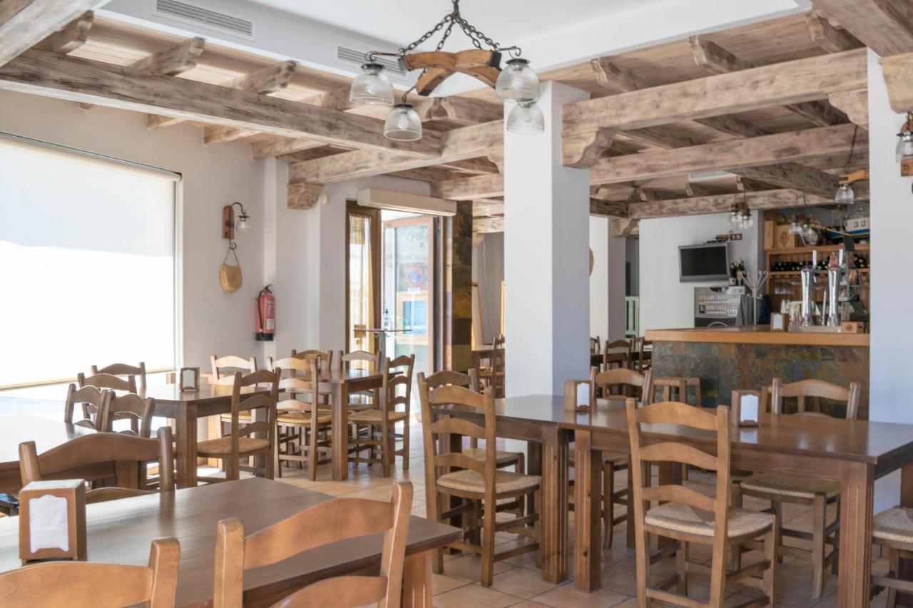 Rio Salado Conil Hostal Конил-де-ла-Фронтера Екстериор снимка